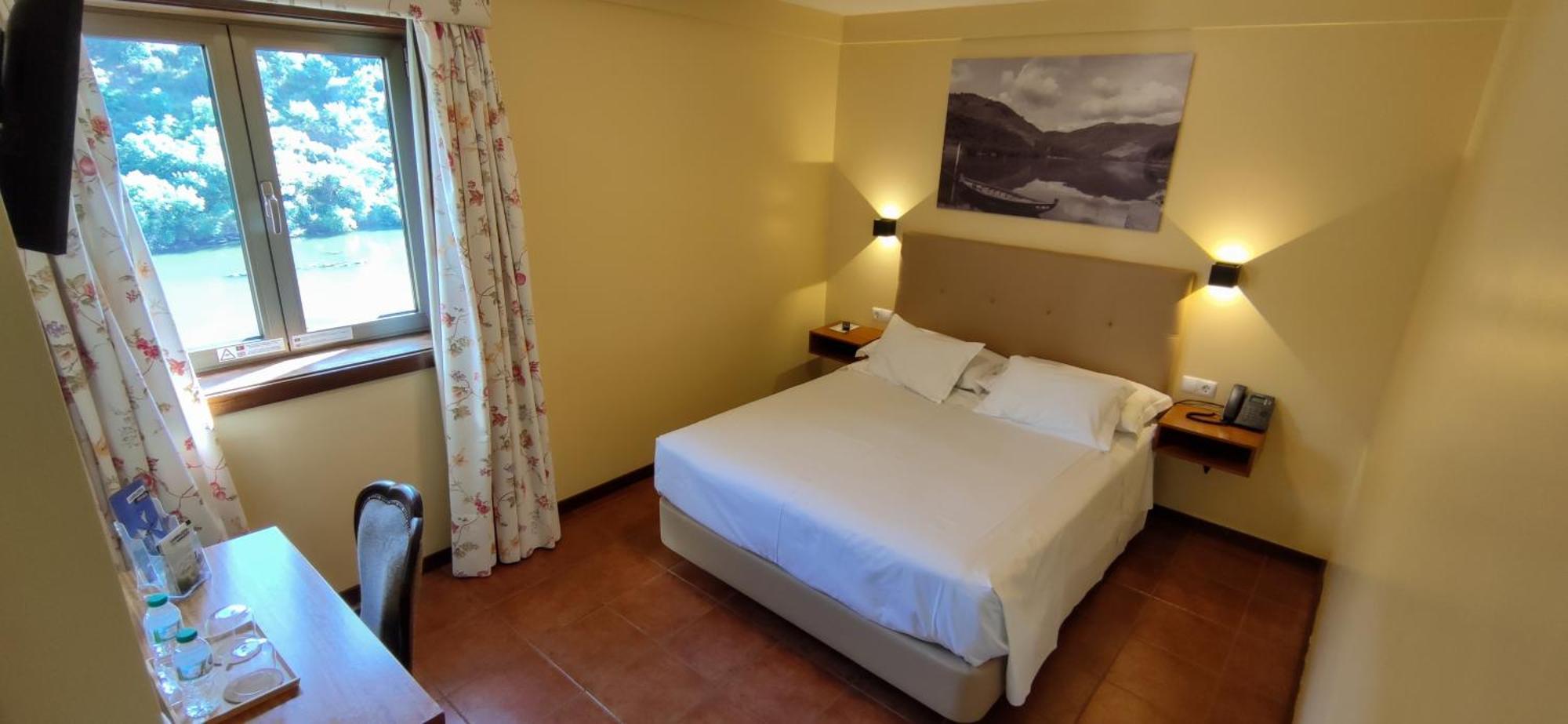 Hotel Casa Do Tua Foz Tua Екстер'єр фото
